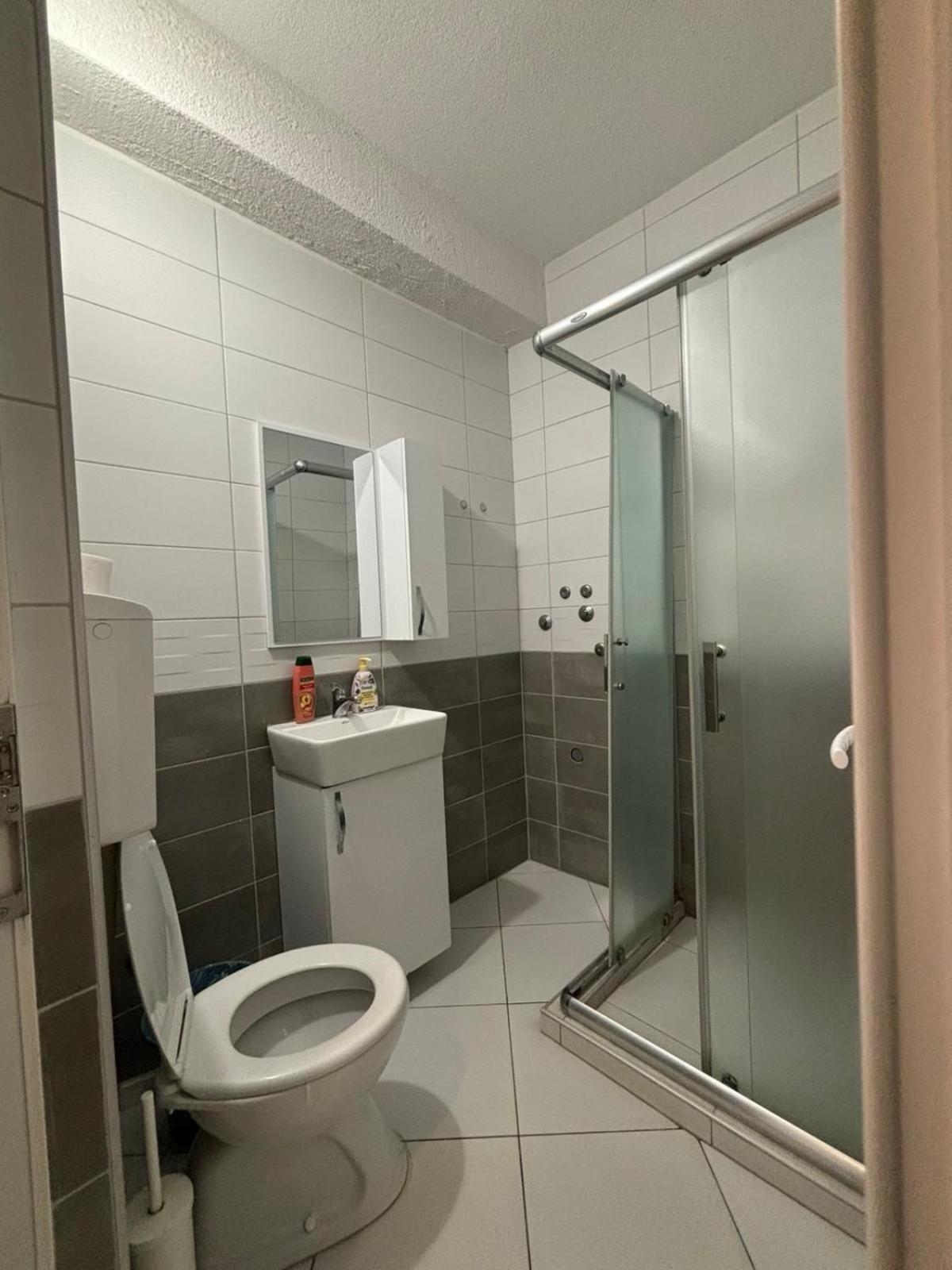Luna Apartments Gewgelija Zewnętrze zdjęcie
