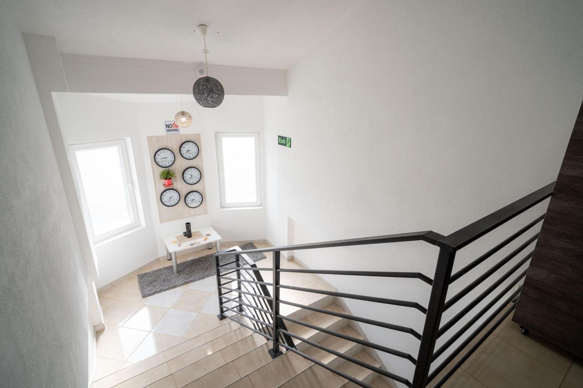 Luna Apartments Gewgelija Zewnętrze zdjęcie