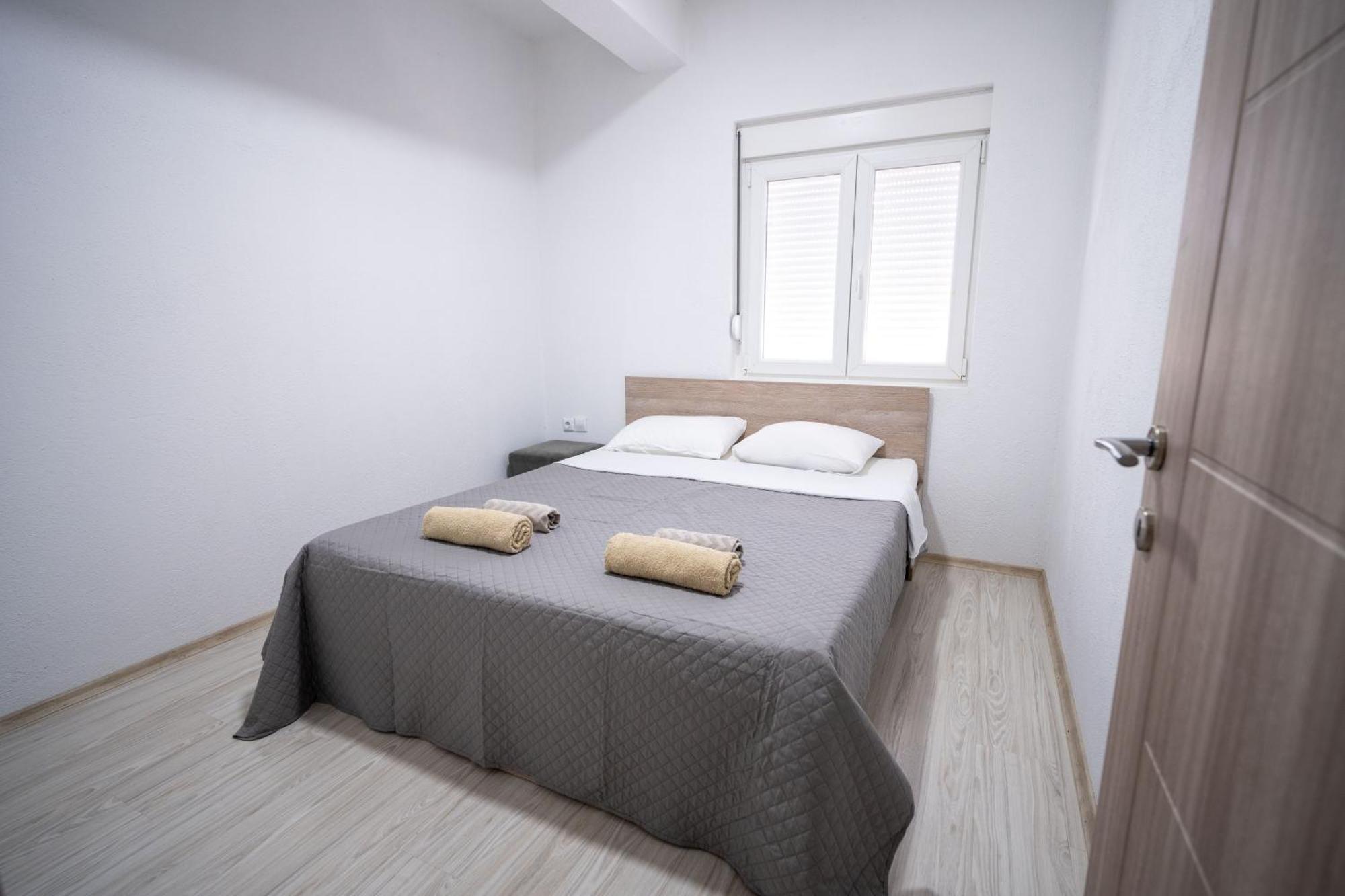 Luna Apartments Gewgelija Zewnętrze zdjęcie