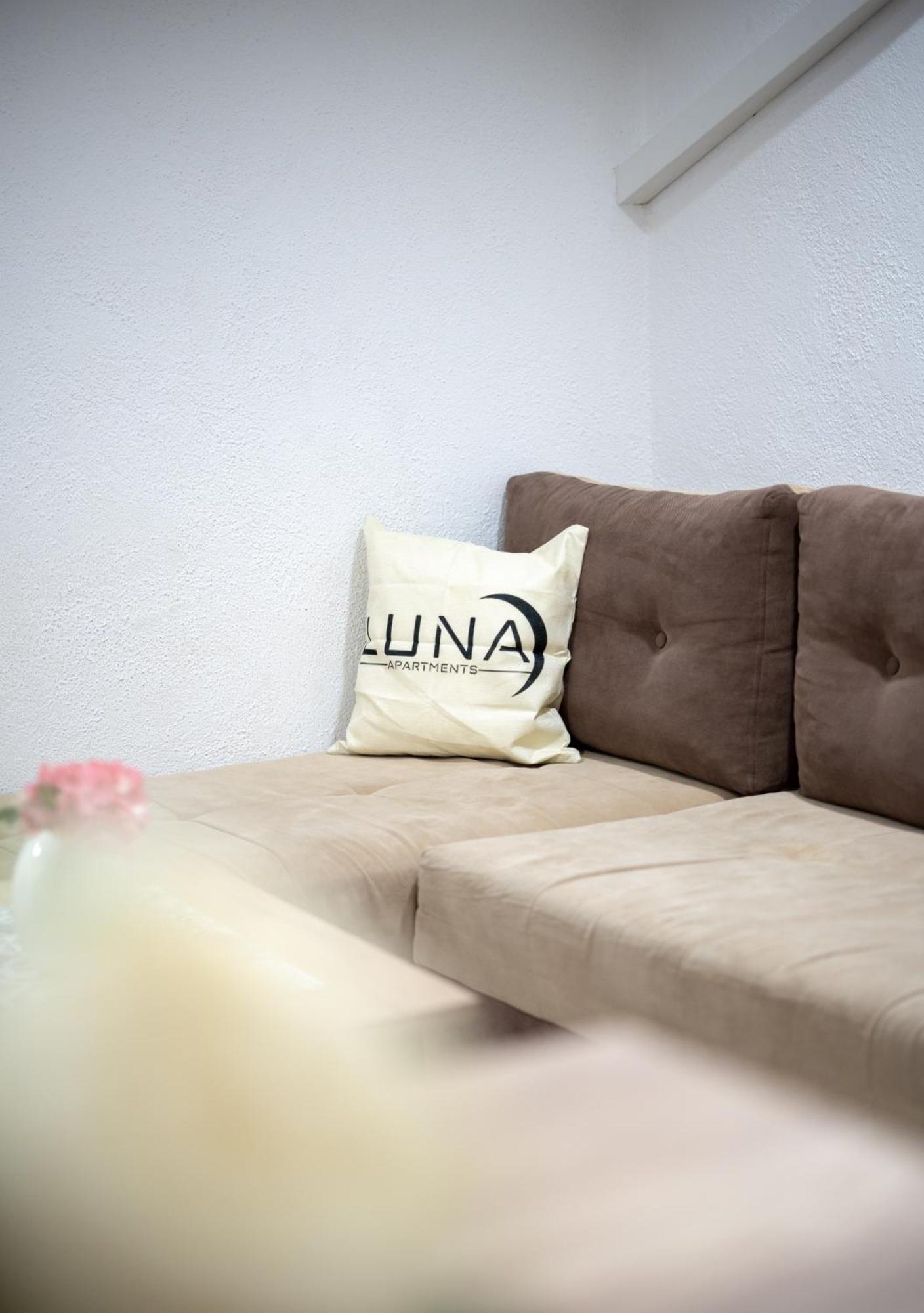 Luna Apartments Gewgelija Zewnętrze zdjęcie