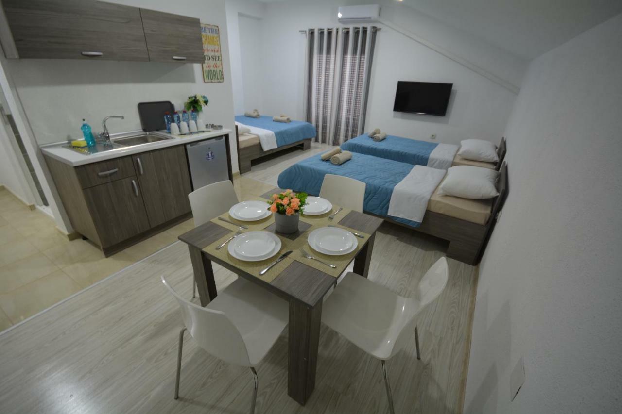 Luna Apartments Gewgelija Zewnętrze zdjęcie