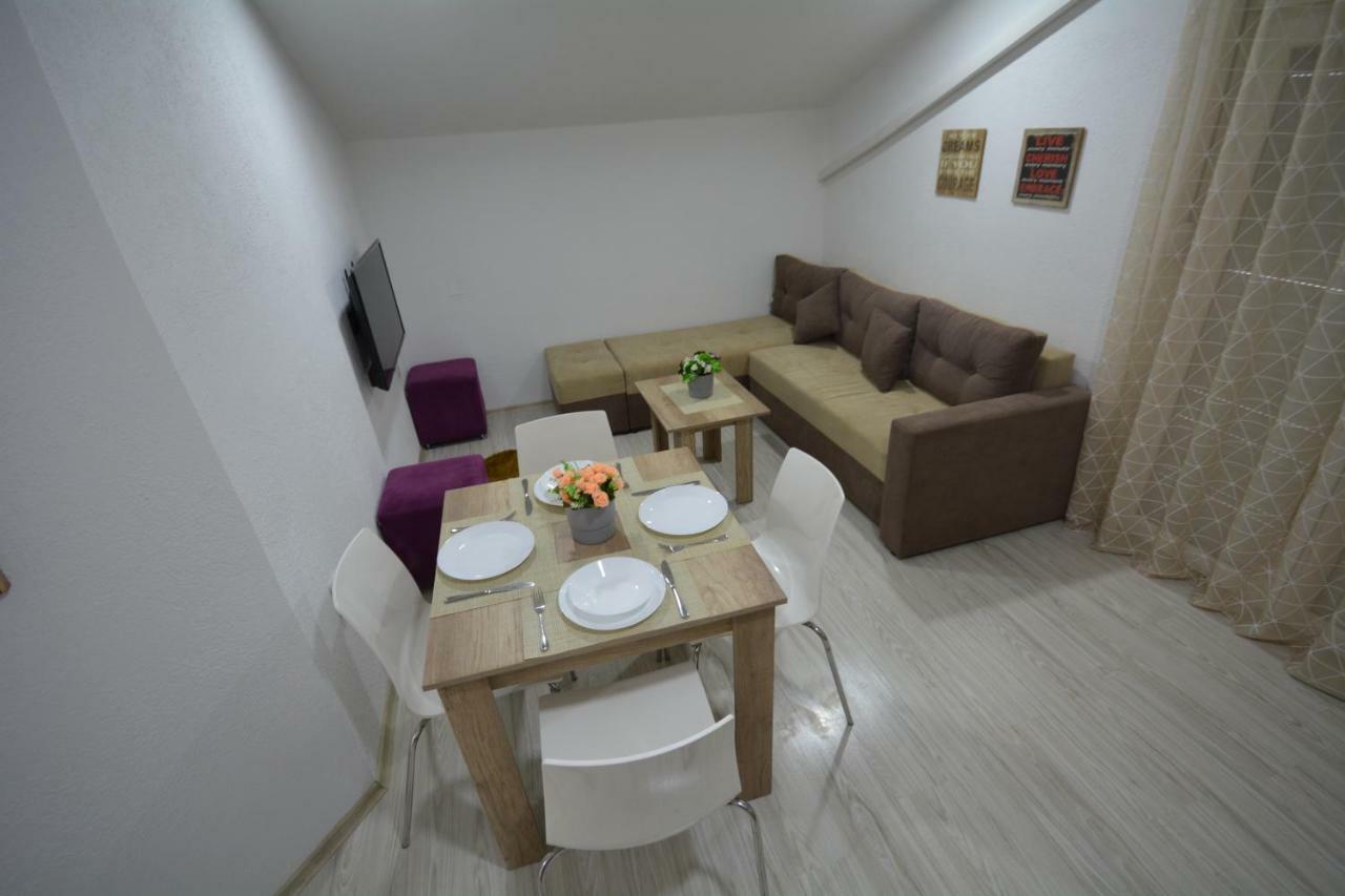 Luna Apartments Gewgelija Zewnętrze zdjęcie